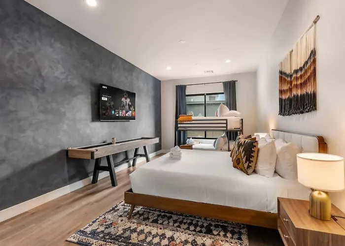 Gemini-2 Homes-heated Pool-near Quarter