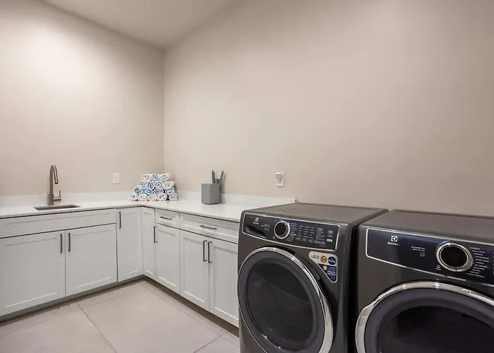 Gemini-2 Homes-heated Pool-near Quarter Holiday home